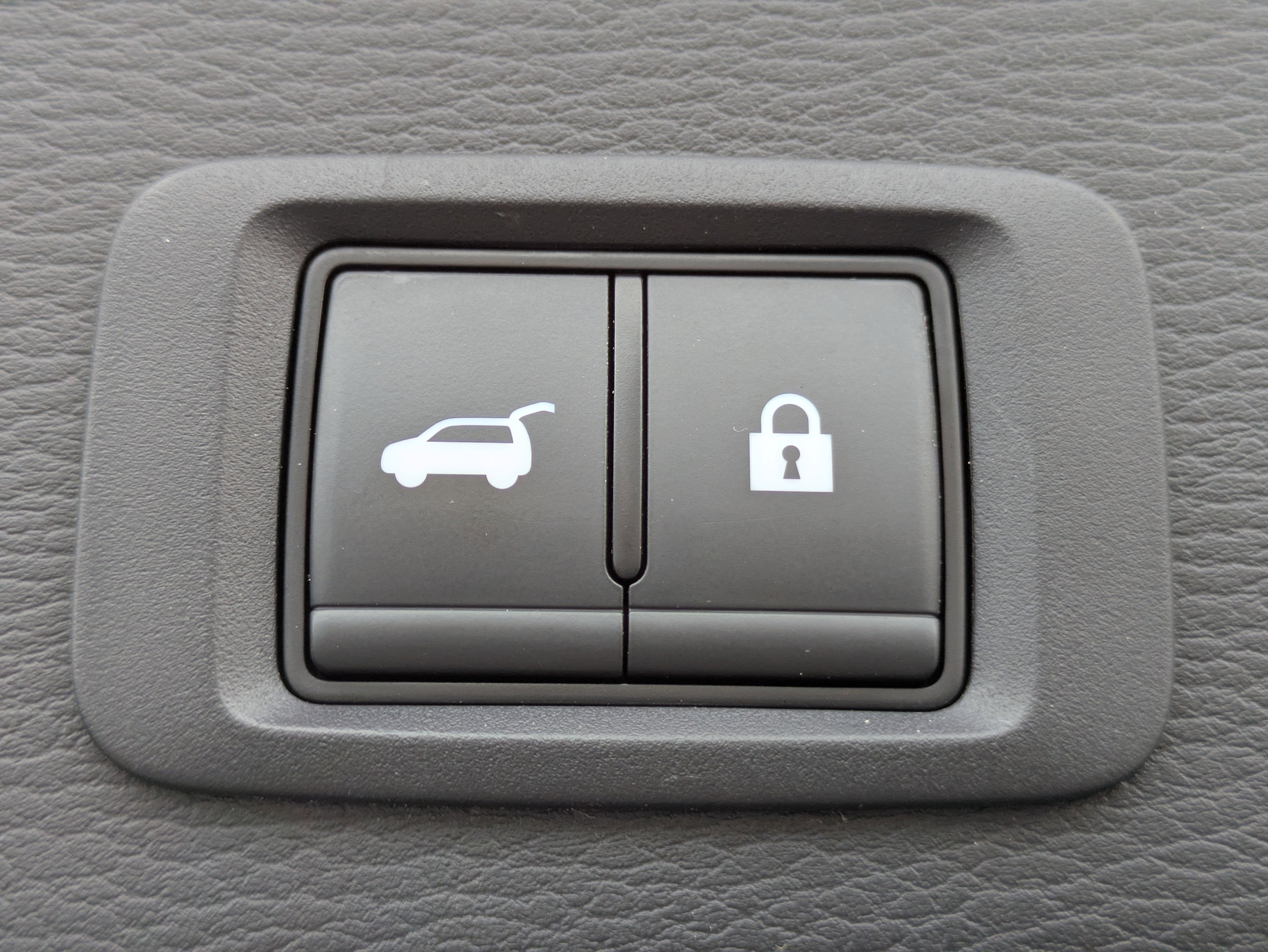 2024 Mitsubishi Outlander SE Black Edition