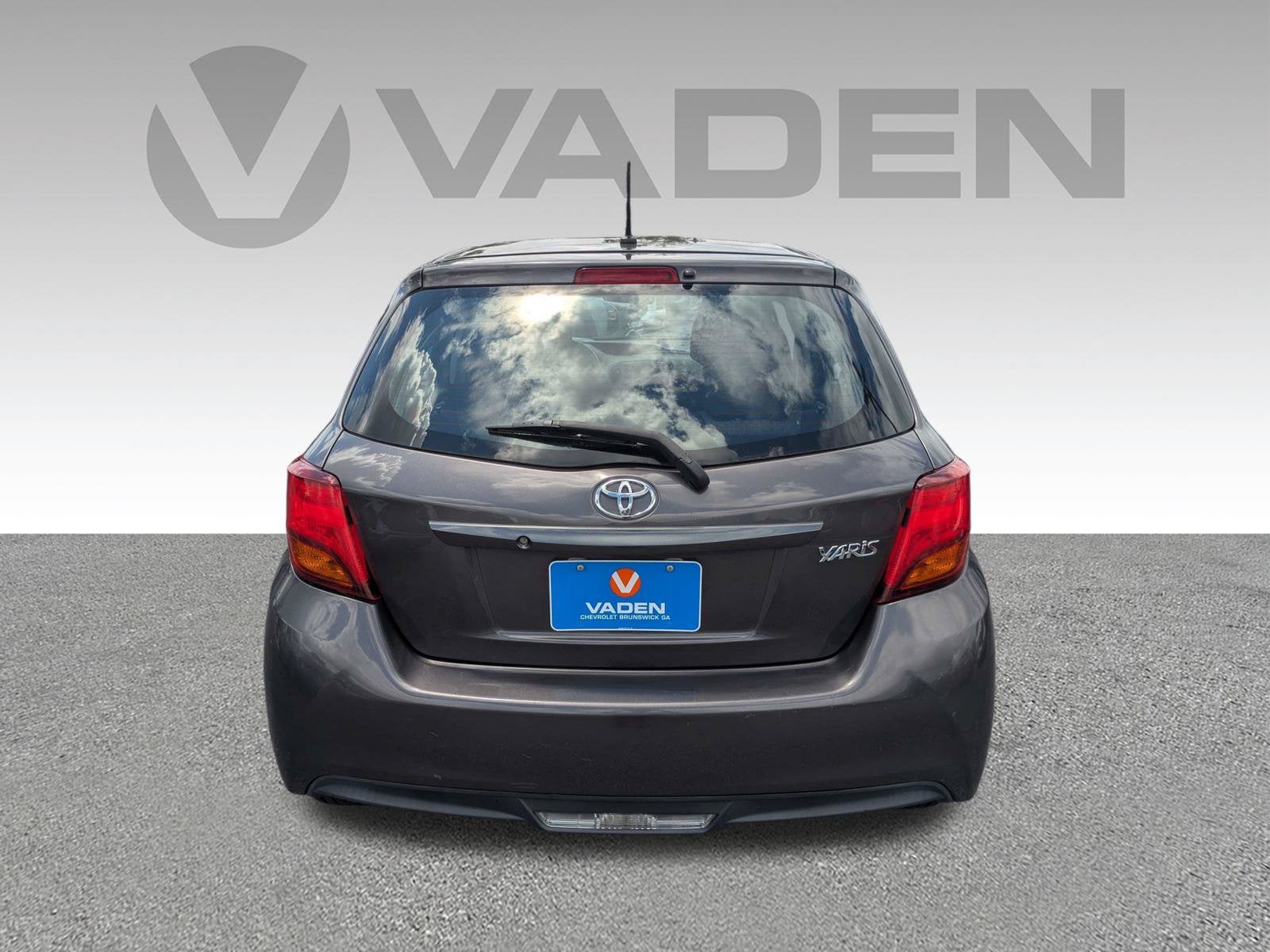 2017 Toyota Yaris L