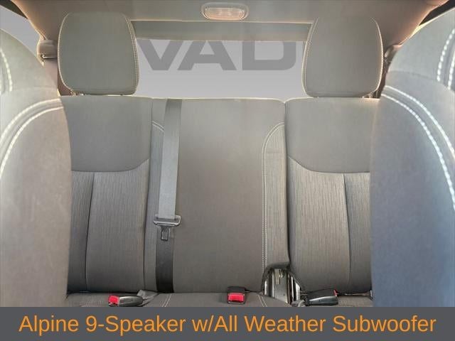 2017 Jeep Wrangler Unlimited Sahara 4x4