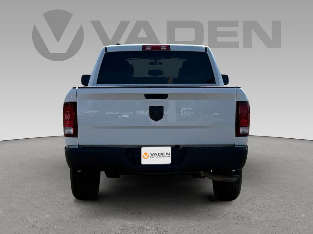 2024 RAM 1500 Classic Warlock Crew Cab 4x2 5'7' Box