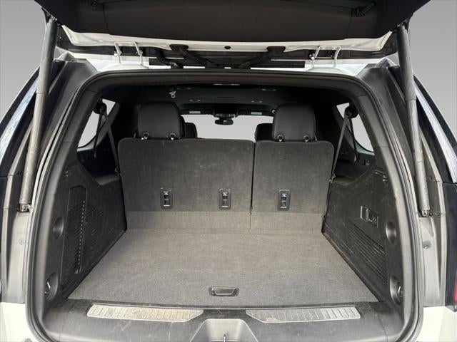 2023 Chevrolet Suburban 2WD Premier