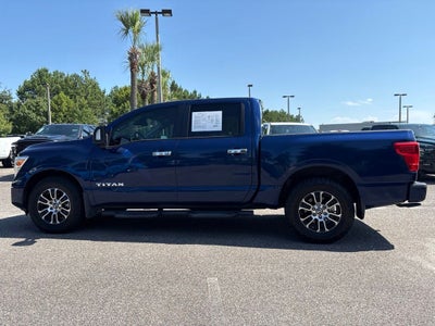 2021 Nissan TITAN Crew Cab SV 4x2
