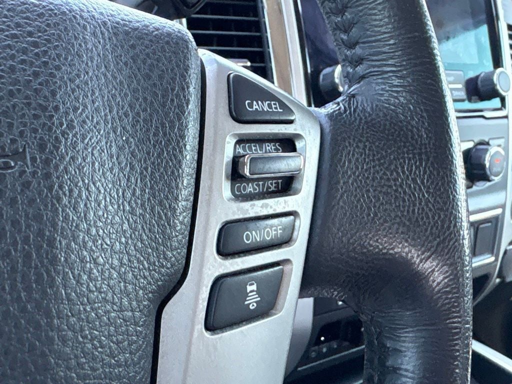 2021 Nissan TITAN Crew Cab SV 4x2