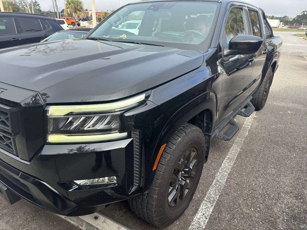 2023 Nissan Frontier SV