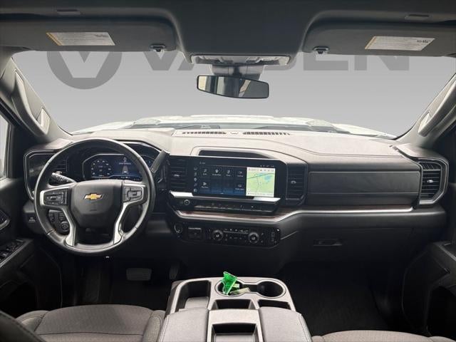 2025 Chevrolet Silverado 2500HD 4WD Crew Cab Standard Bed LT