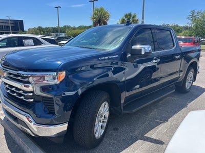 2022 Chevrolet Silverado 1500 4WD Crew Cab Short Bed LTZ