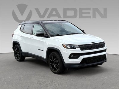 2022 Jeep Compass Altitude FWD
