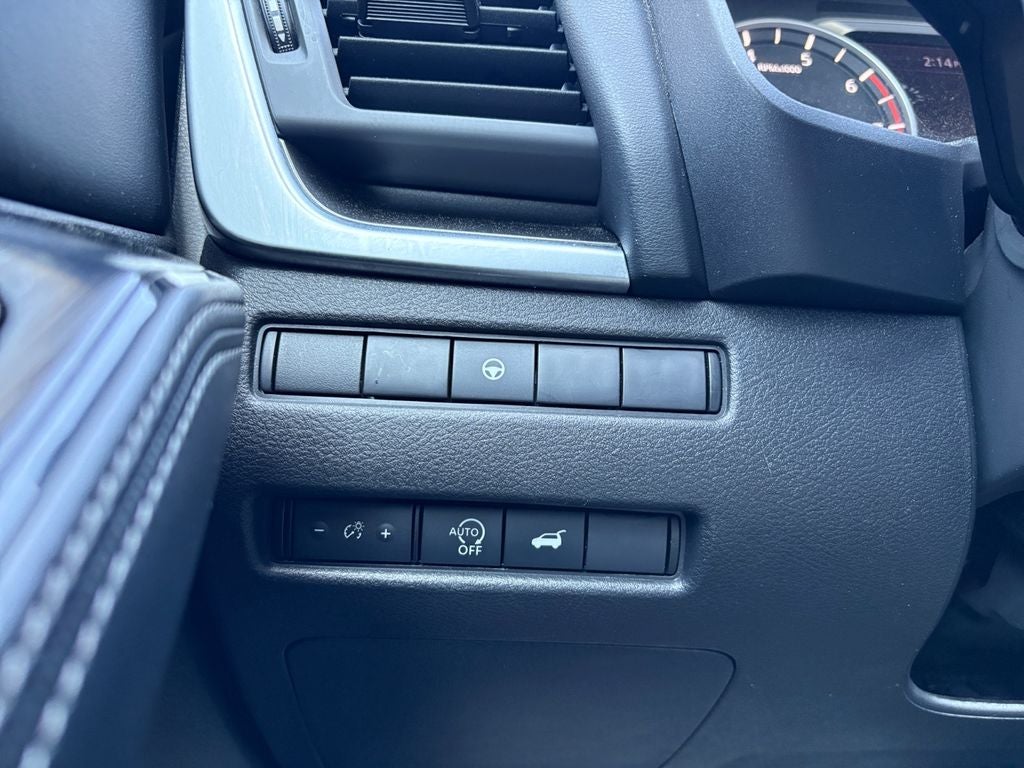 2025 Nissan Rogue SV FWD