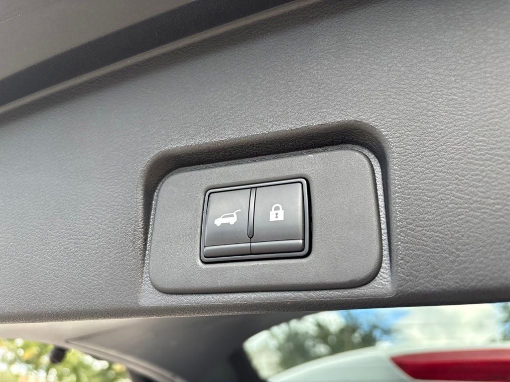 2025 Nissan Rogue SV FWD