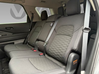 2025 Nissan Pathfinder SV FWD