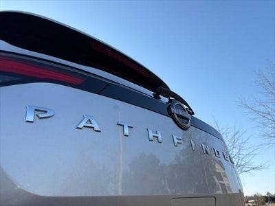 2025 Nissan Pathfinder SV FWD