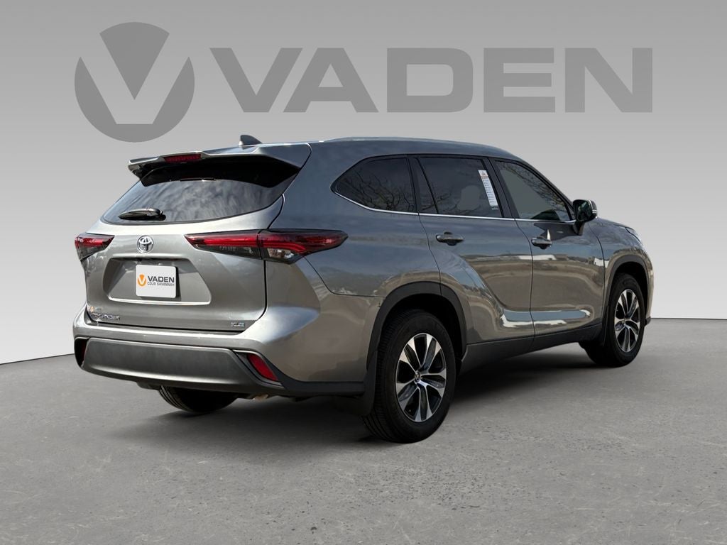 2025 Toyota Highlander XLE