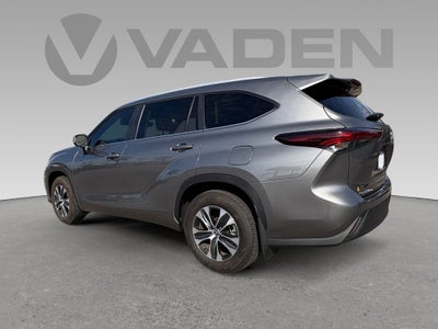 2025 Toyota Highlander XLE