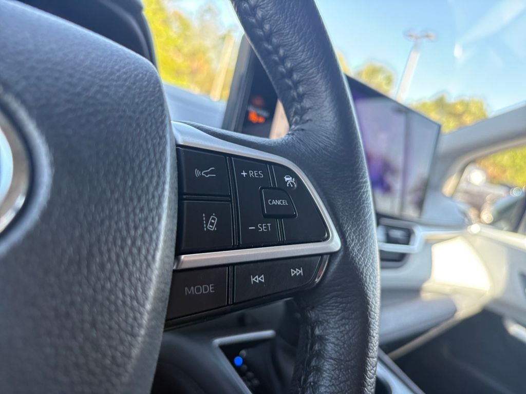 2025 Toyota Sienna XLE