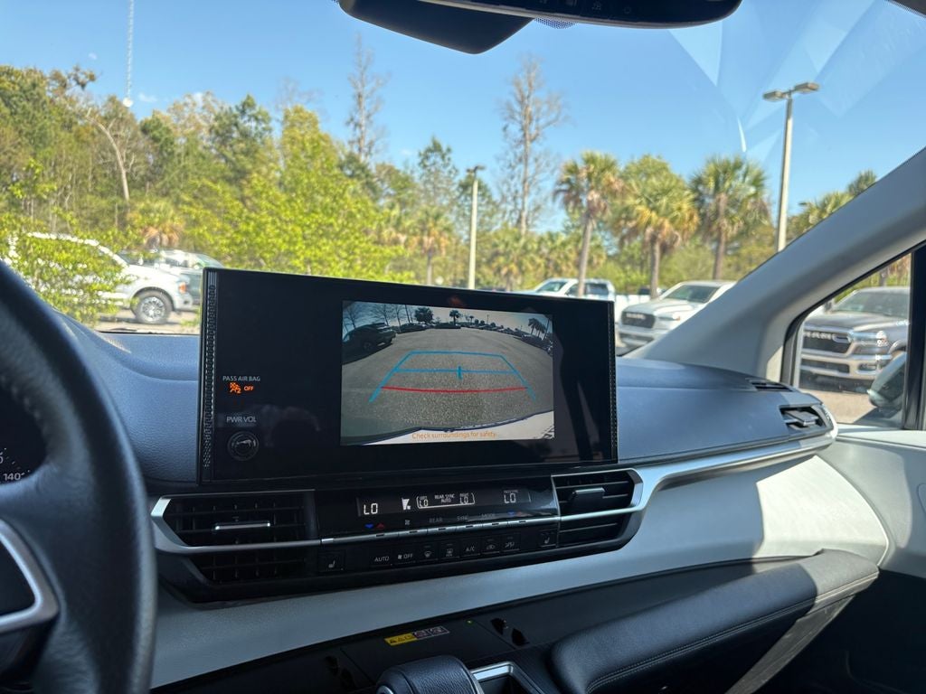 2025 Toyota Sienna XLE