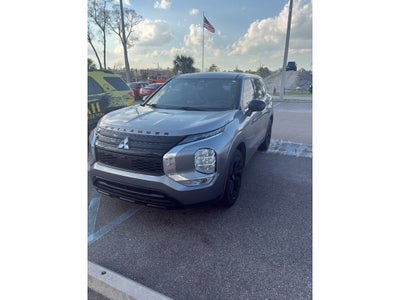 2023 Mitsubishi Outlander SE Black Edition 2WD