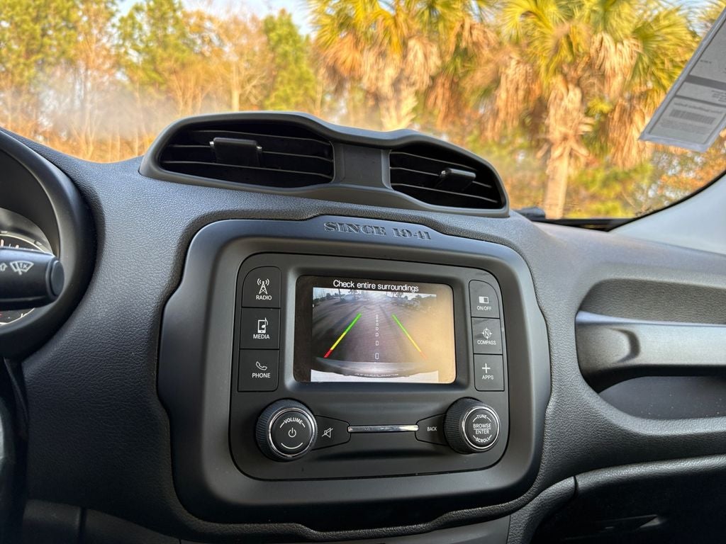 2017 Jeep Renegade Altitude FWD