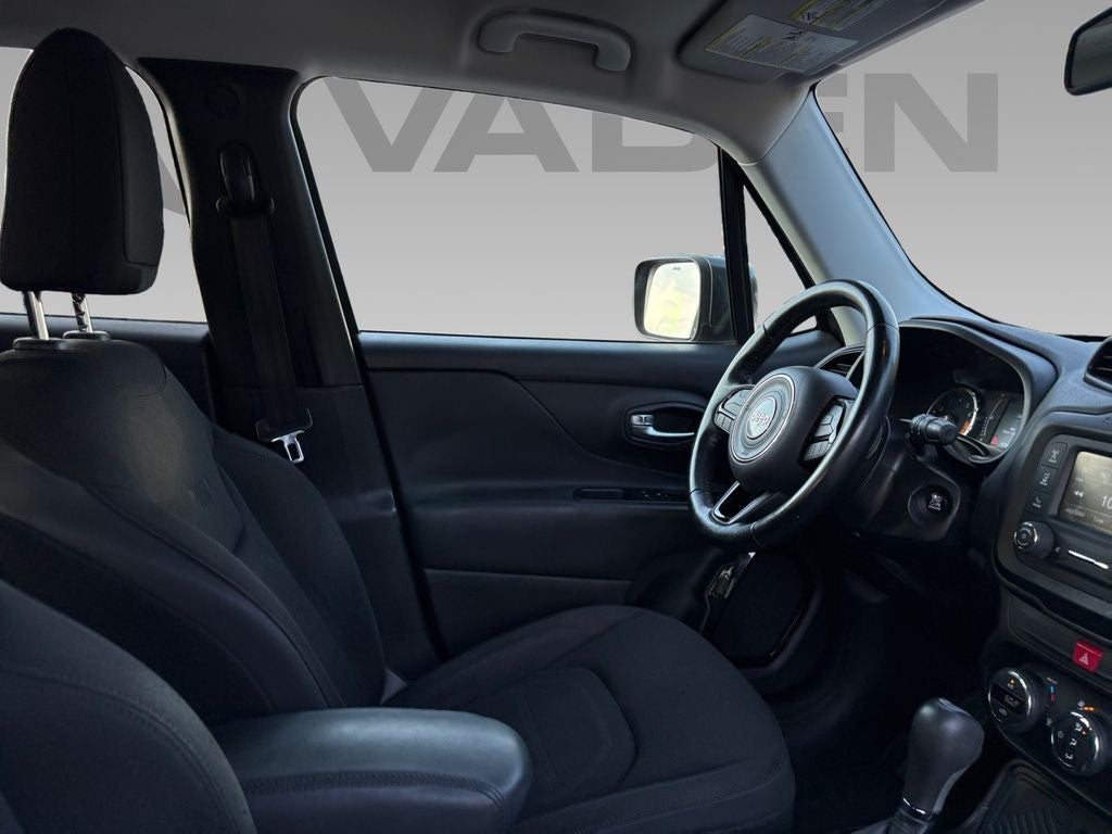 2017 Jeep Renegade Altitude FWD