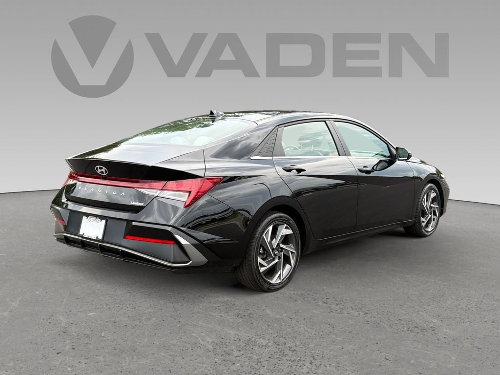2025 Hyundai Elantra Limited