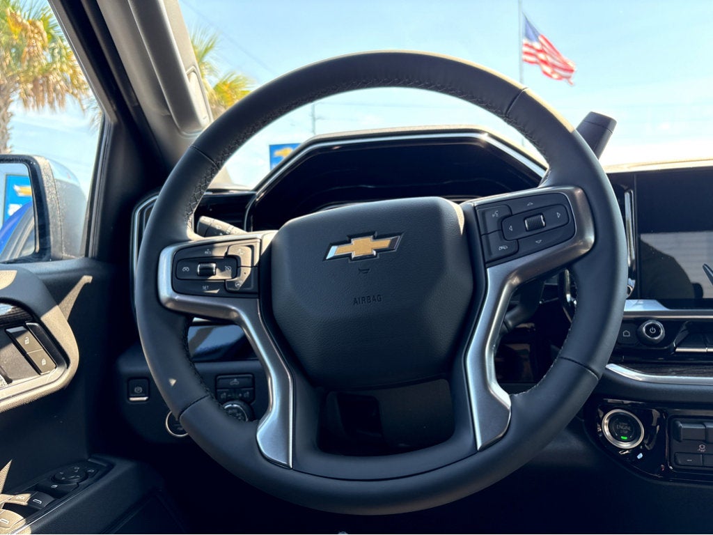 2025 Chevrolet Silverado 1500 LT (2FL)