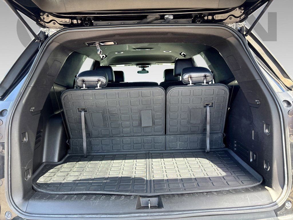 2023 Chevrolet Traverse LS - Photo 16