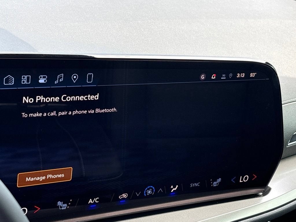 2027 Chevrolet Traverse LT - Photo 15