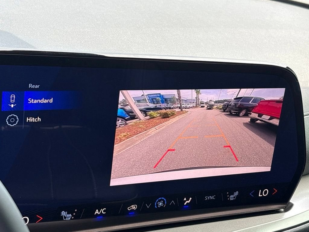 2027 Chevrolet Traverse LT - Photo 16