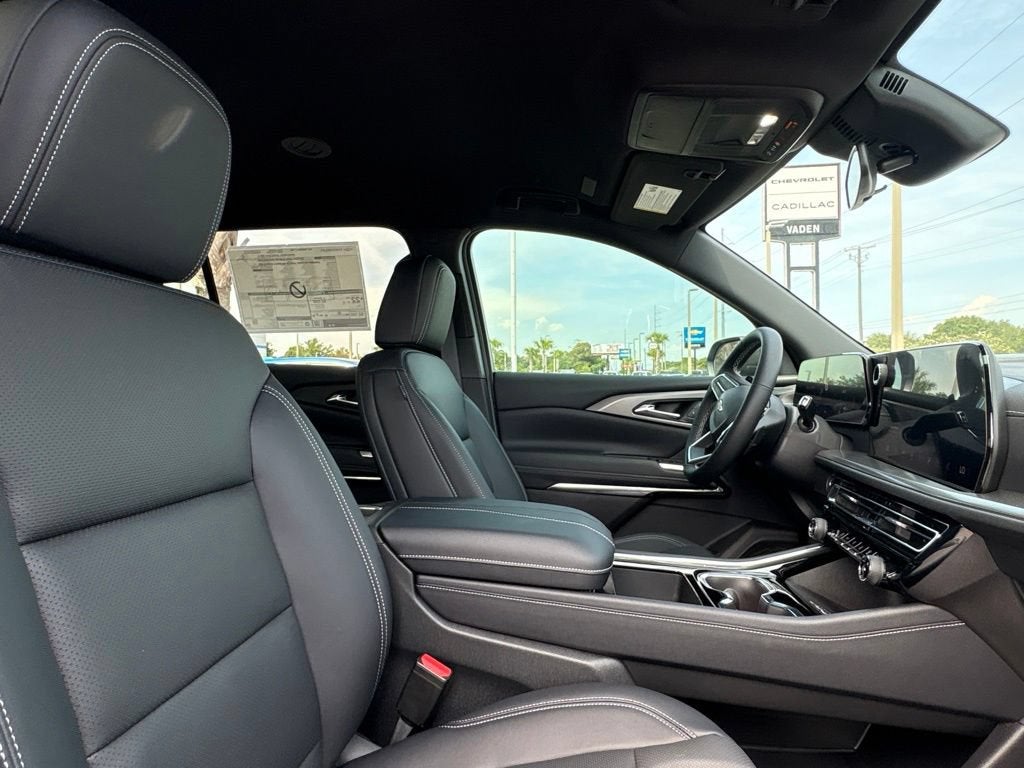 2027 Chevrolet Traverse LT - Photo 27