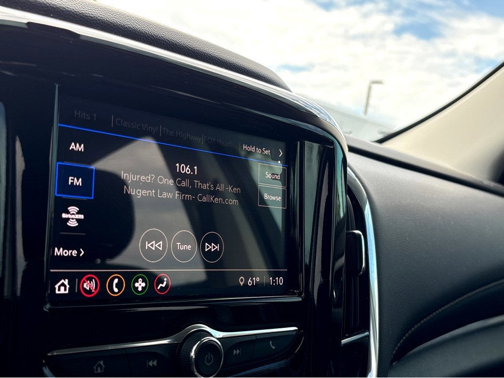 2021 Chevrolet Traverse LT Cloth