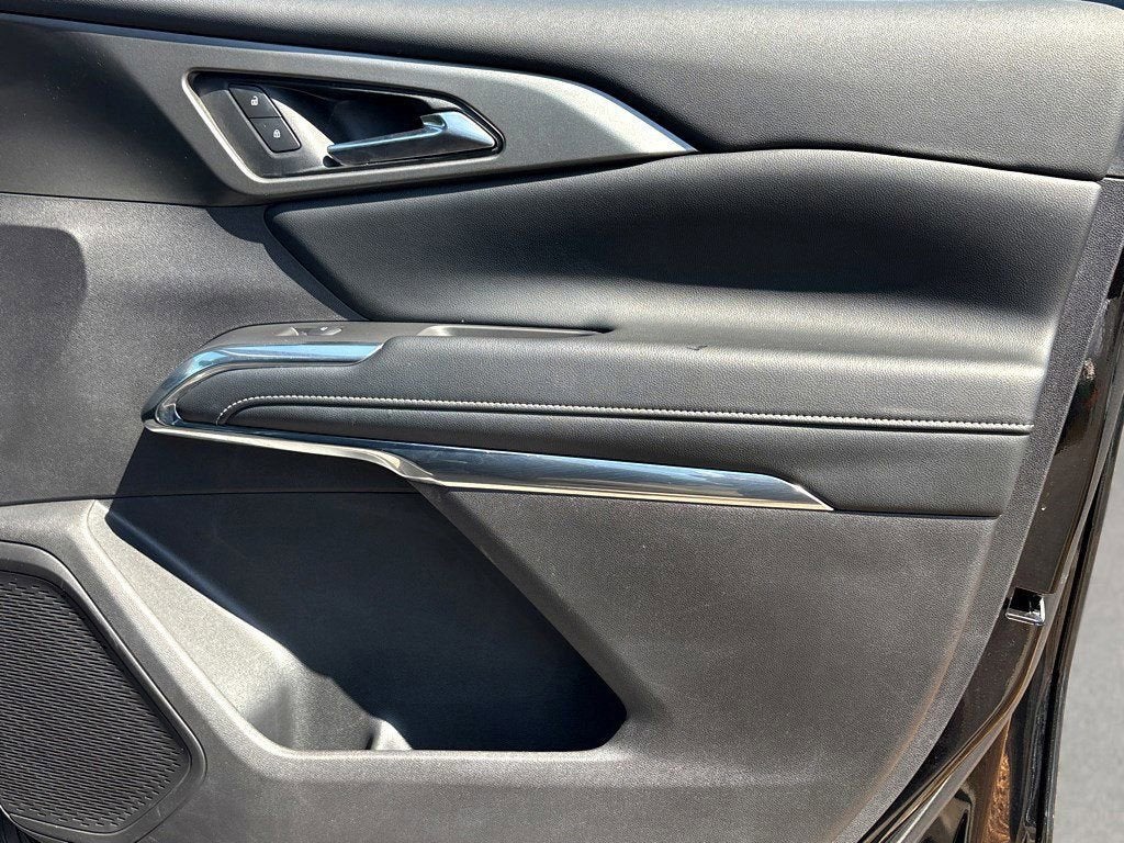 2025 Chevrolet Traverse LT - Photo 12