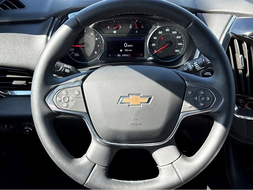 2023 Chevrolet Traverse 1LT - Photo 13