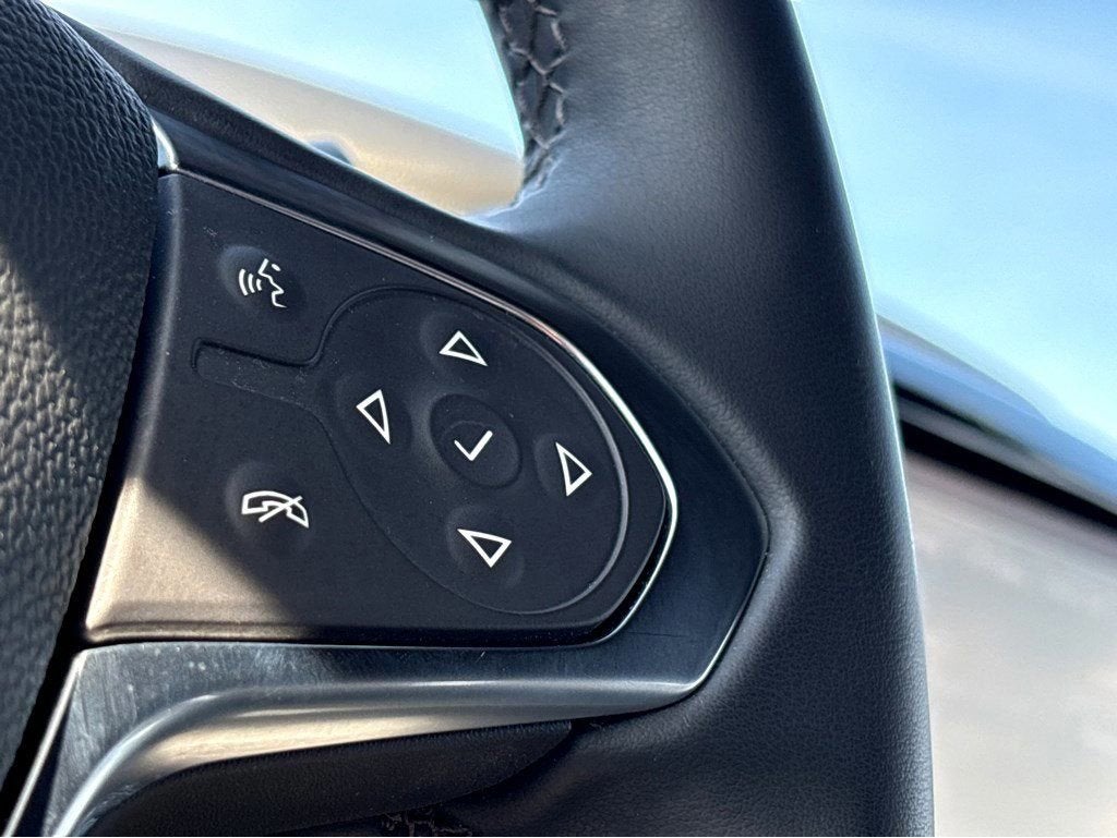 2023 Chevrolet Traverse 1LT - Photo 15