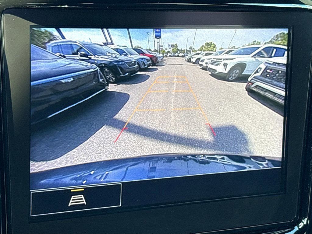 2023 Chevrolet Traverse 1LT - Photo 31