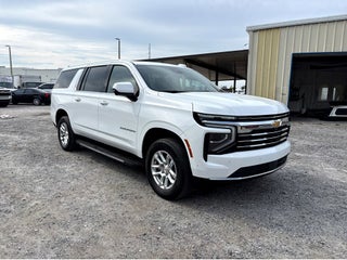 2025 Chevrolet Suburban LT