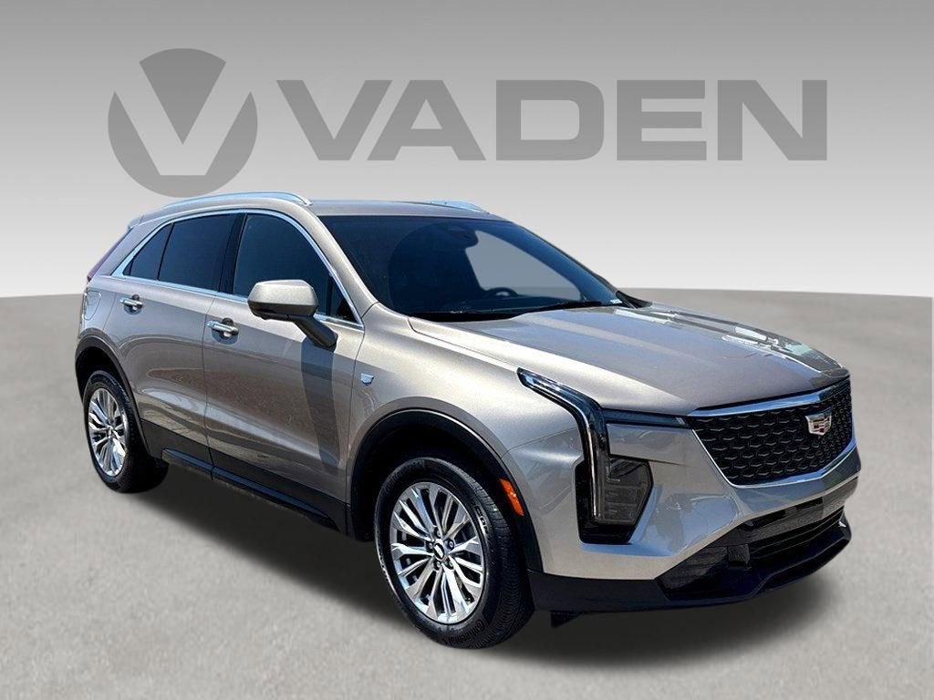 2025 Cadillac XT4 Premium Luxury's photo