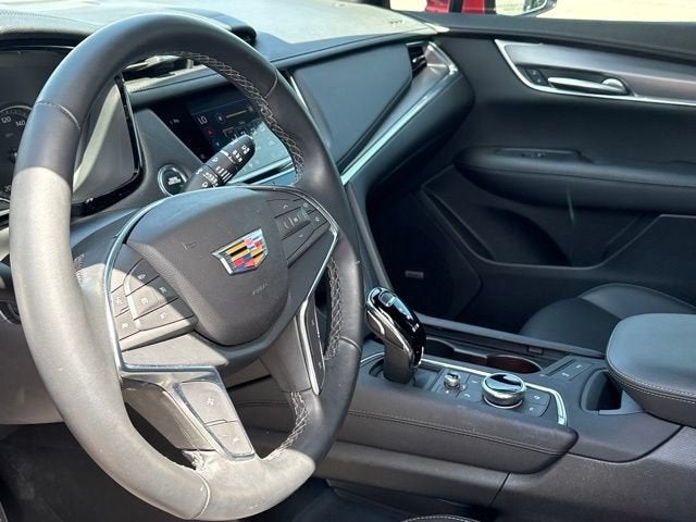 2024 Cadillac XT5 Luxury
