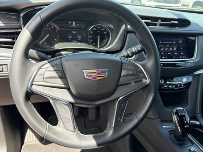 2024 Cadillac XT5 Luxury