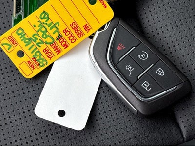 2025 Cadillac LYRIQ Luxury 2