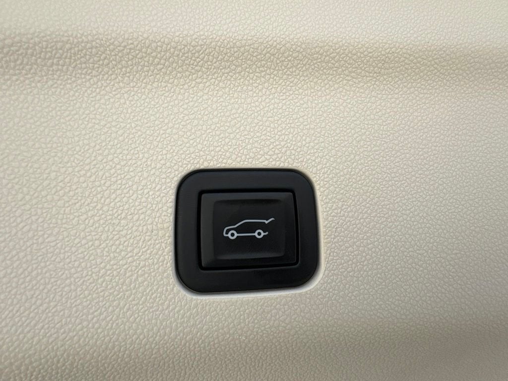 2024 Cadillac Escalade Premium Luxury Platinum