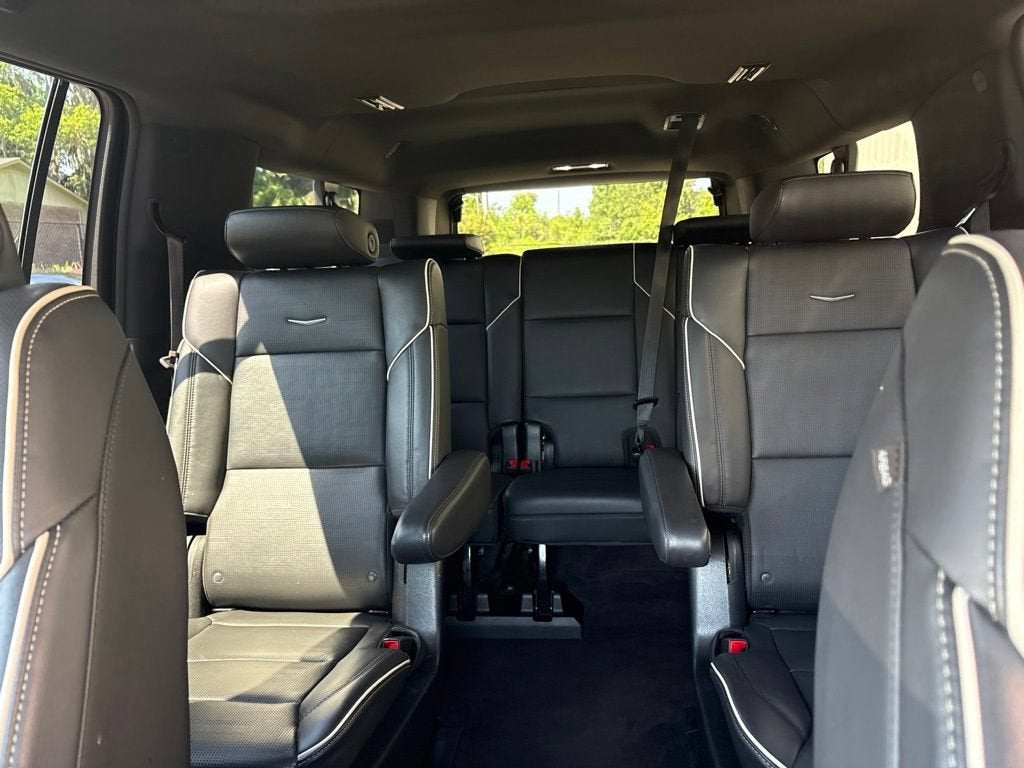 2022 Cadillac Escalade ESV Sport