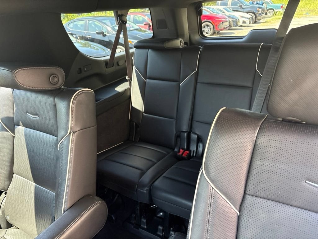 2022 Cadillac Escalade ESV Sport