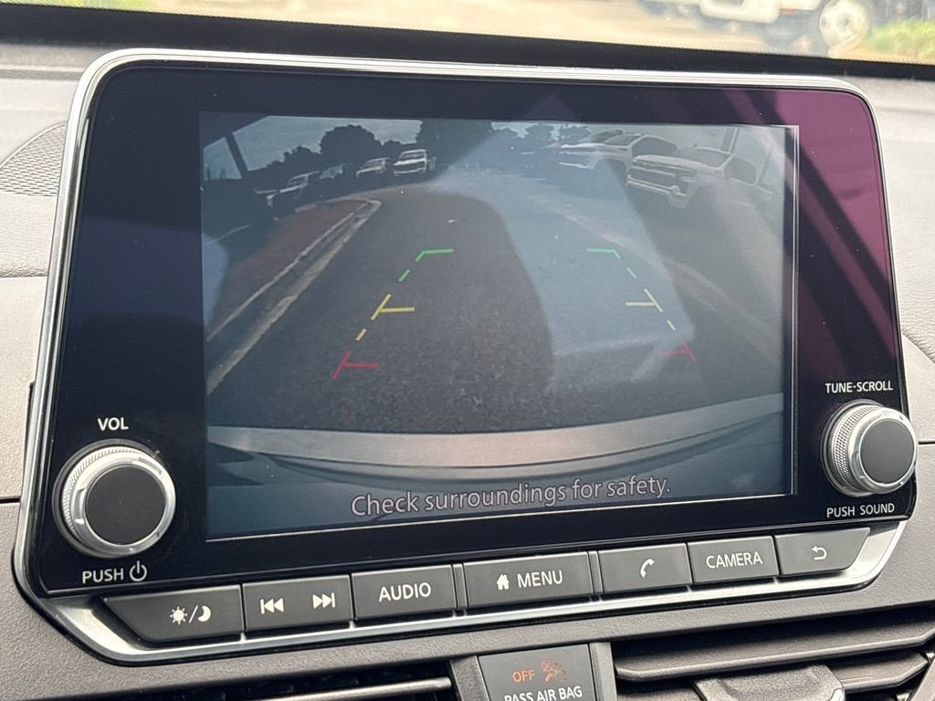 2024 Nissan Altima SR - Photo 13
