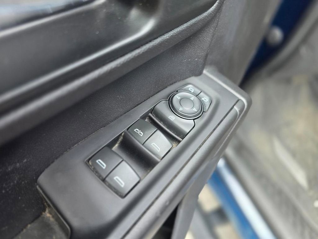 2023 Chevrolet Silverado 1500 Custom - Photo 15
