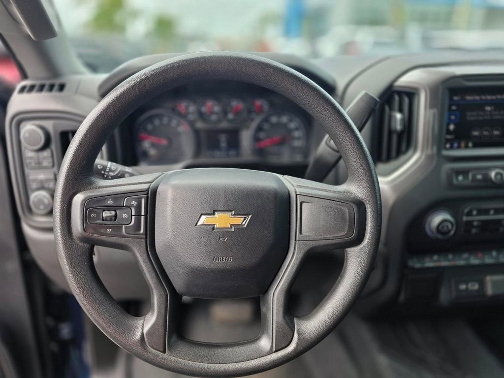 2023 Chevrolet Silverado 1500 Custom - Photo 18