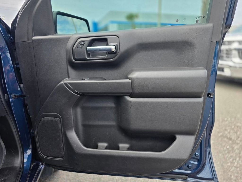 2023 Chevrolet Silverado 1500 Custom - Photo 27