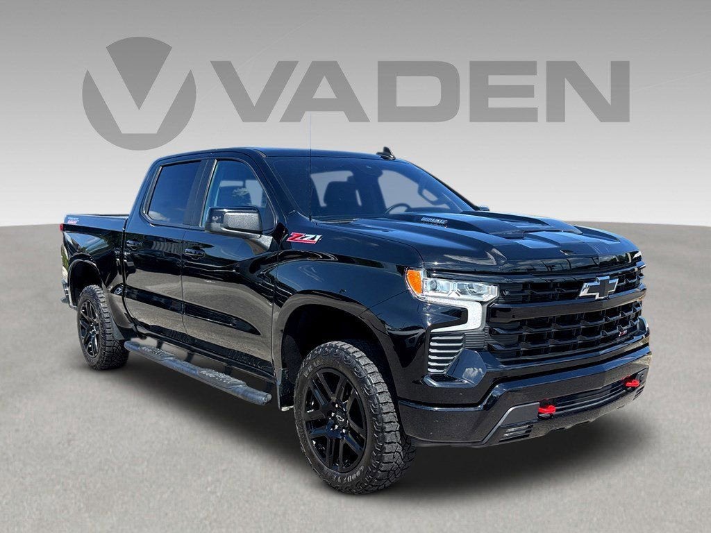 2024 Chevrolet Silverado 1500 LT Trail Boss 4X4 Crew Cab Standard Box's photo