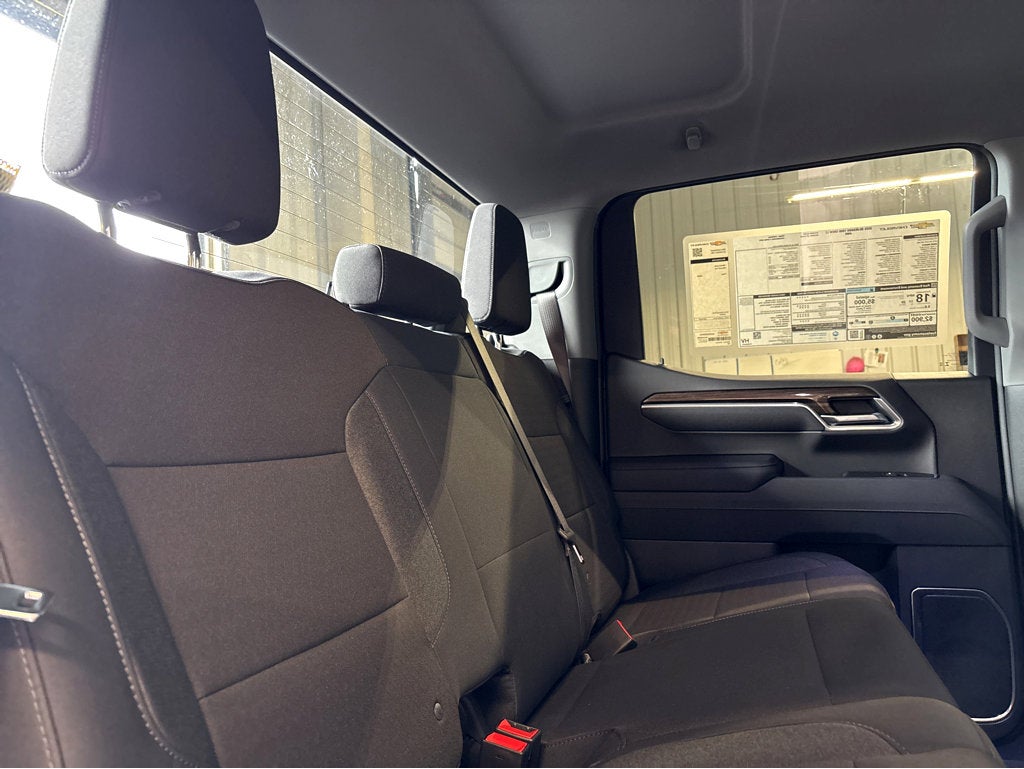 2025 Chevrolet Silverado 1500 LT