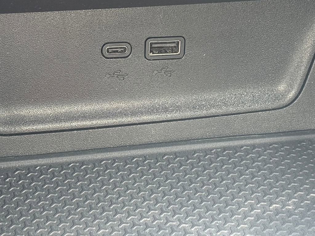 2025 Chevrolet Equinox LT - Photo 15