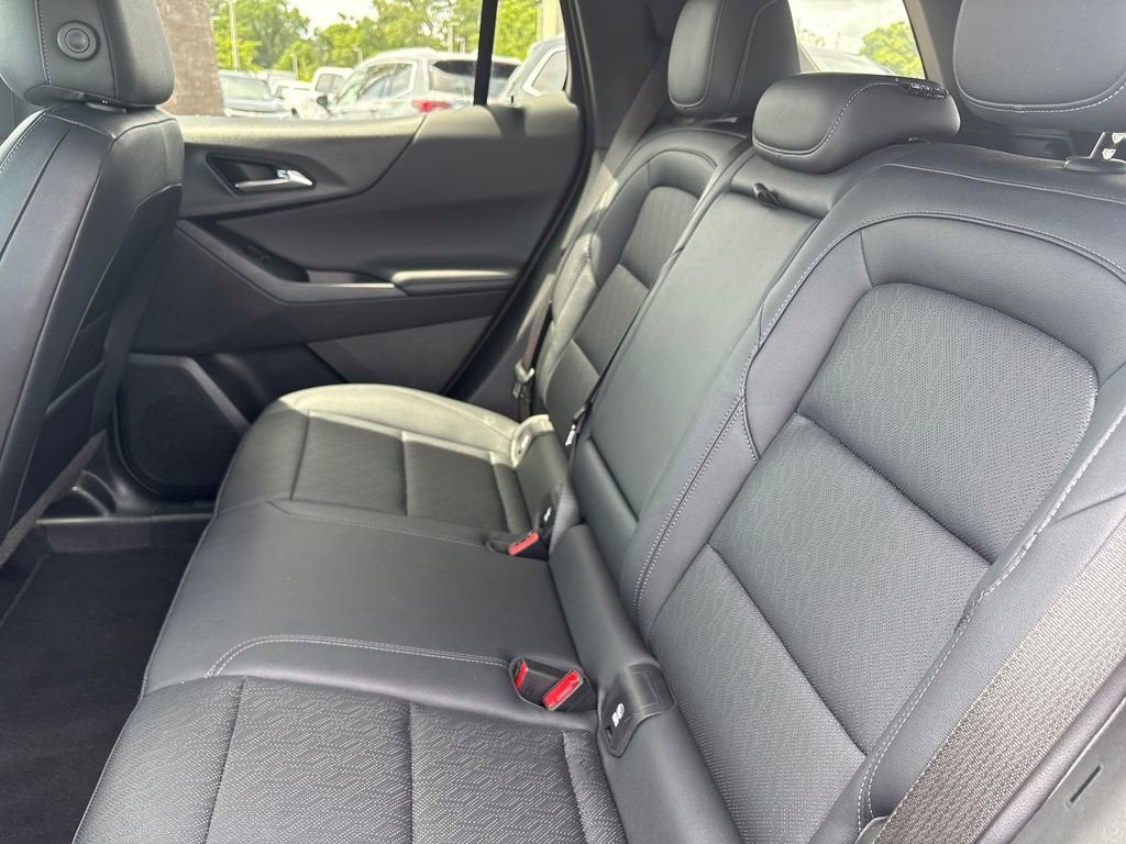 2025 Chevrolet Equinox LT - Photo 20