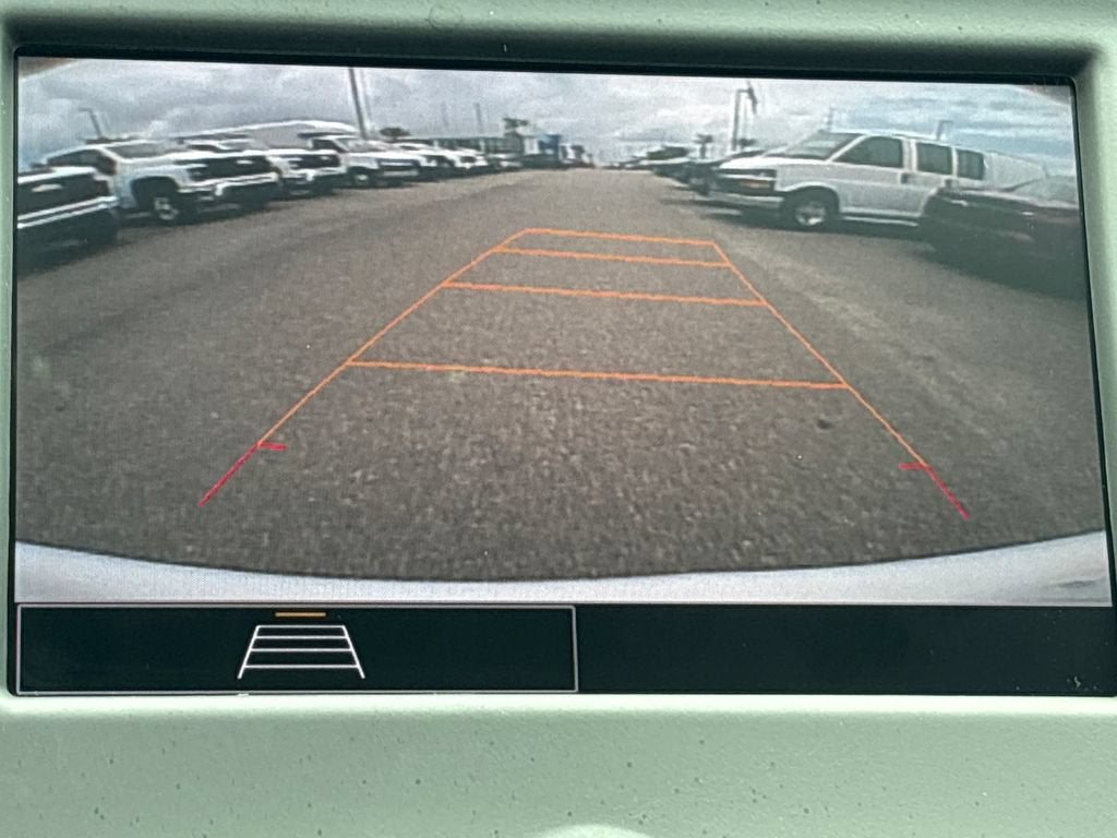 2023 Chevrolet Equinox LS - Photo 14